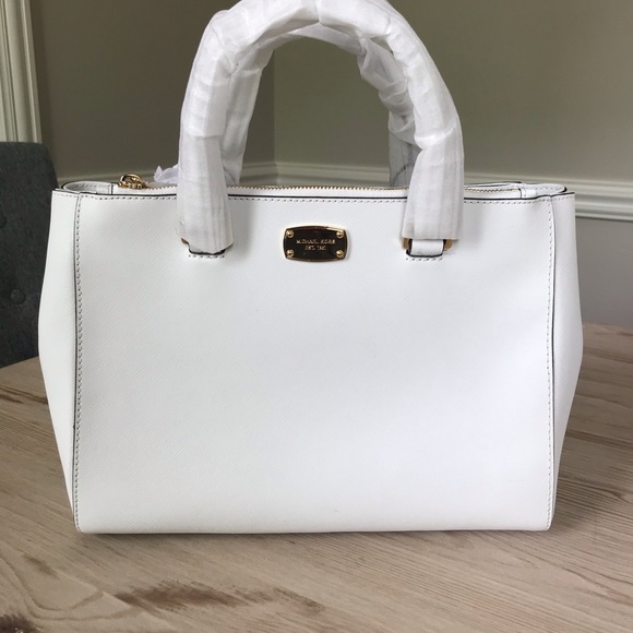 WHTE MICHAEL KORS PURSE W/ CROSSBODY -MSRP $328!! - Picture 12 of 12